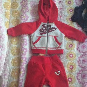 True religion sweat shirt and sweatpants size:3M
